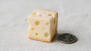 食品级超声波奶酪切割机_25 克定量奶酪分切设备 - 驰飞超声波